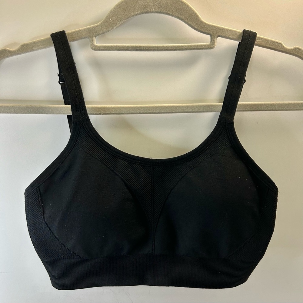 SOMA Sport Seamless Ballet Bra Removable Padding Wireless Size XS